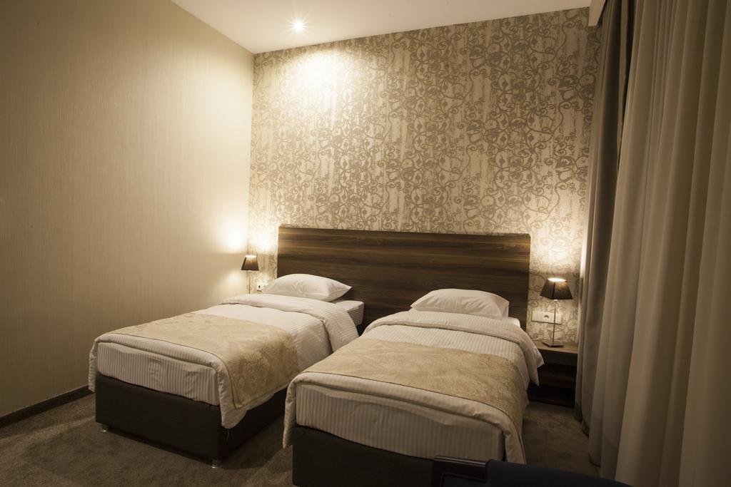 Old Meidan Tbilisi By Urban Hotels Exterior foto
